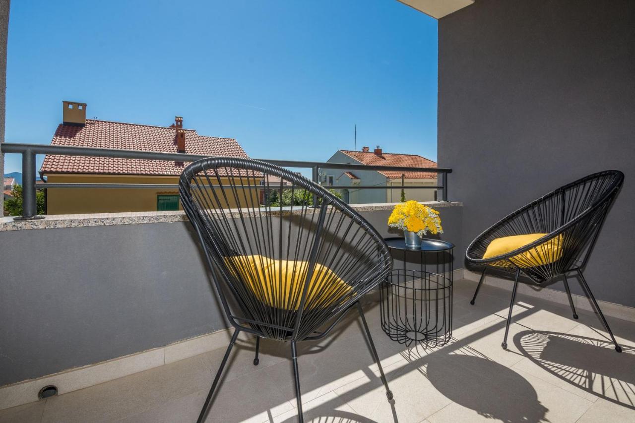 Maella Apartment