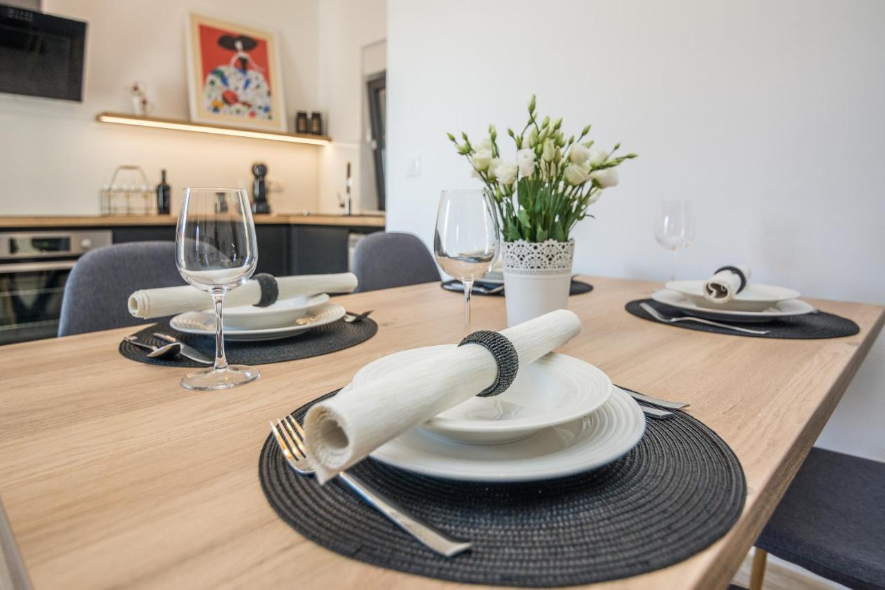 Maella Apartman