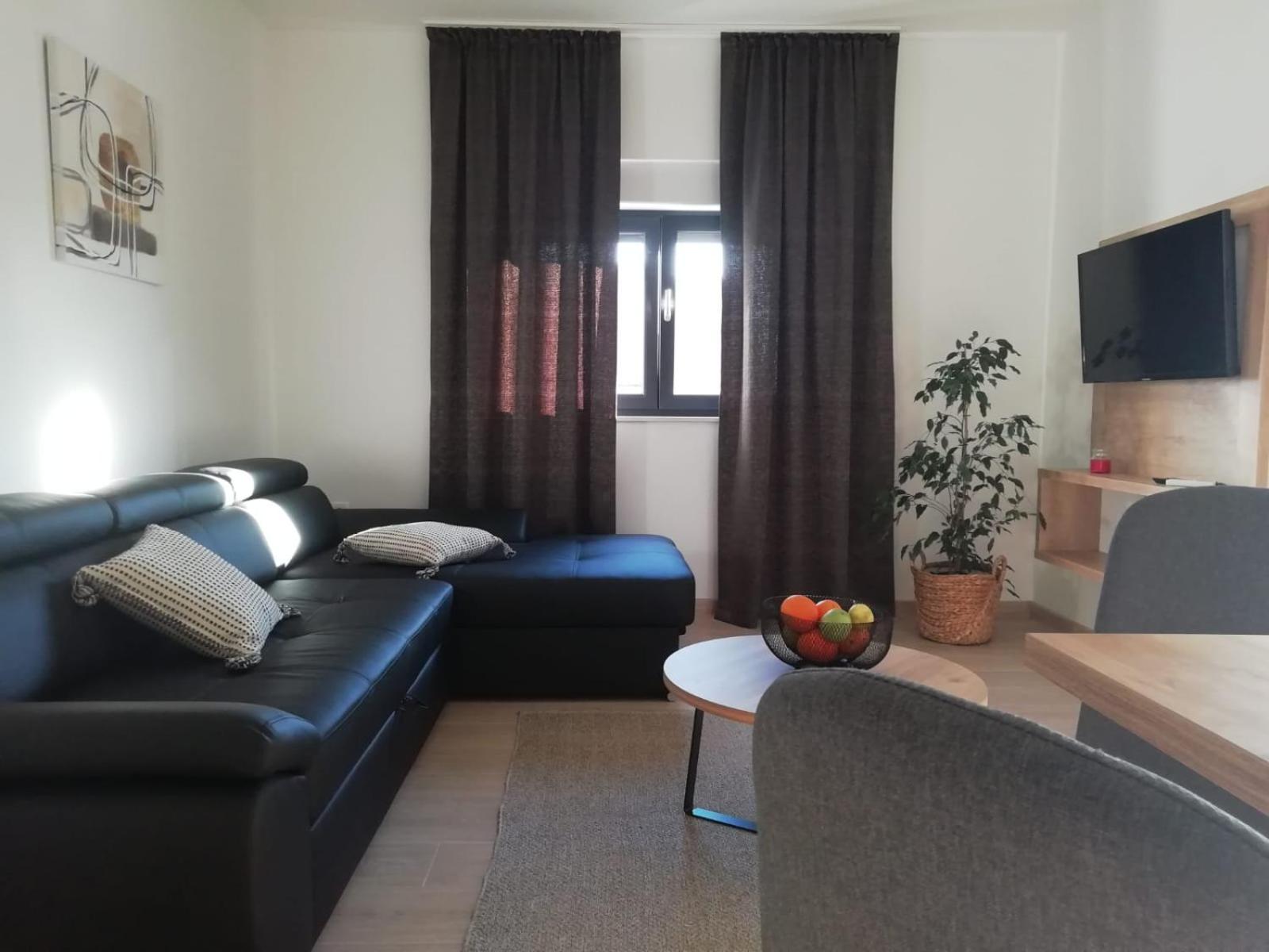 Maella Apartment