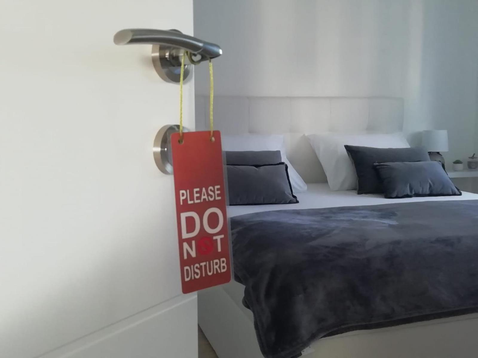 Maella Apartman