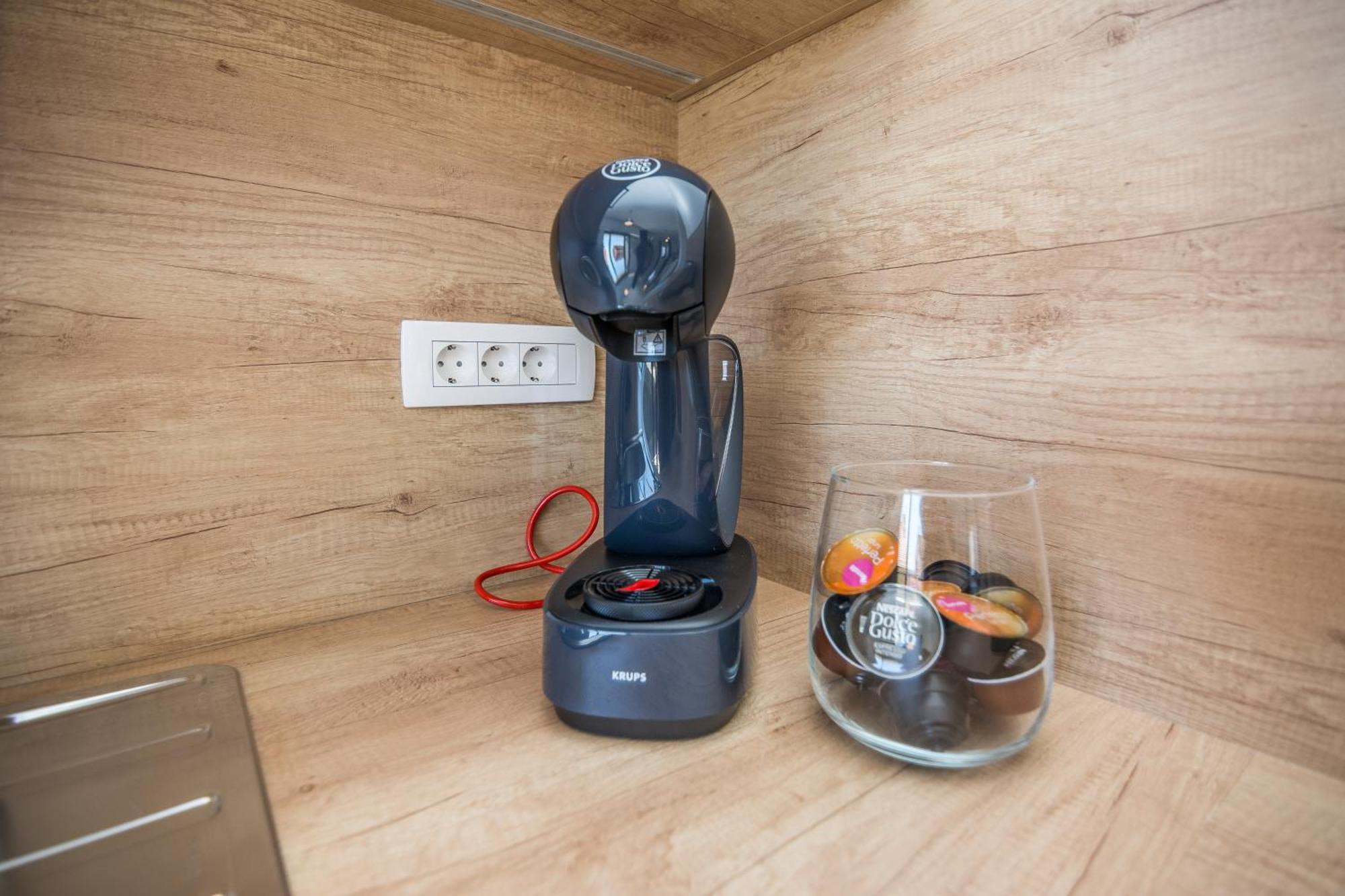 Maella Apartman Zára